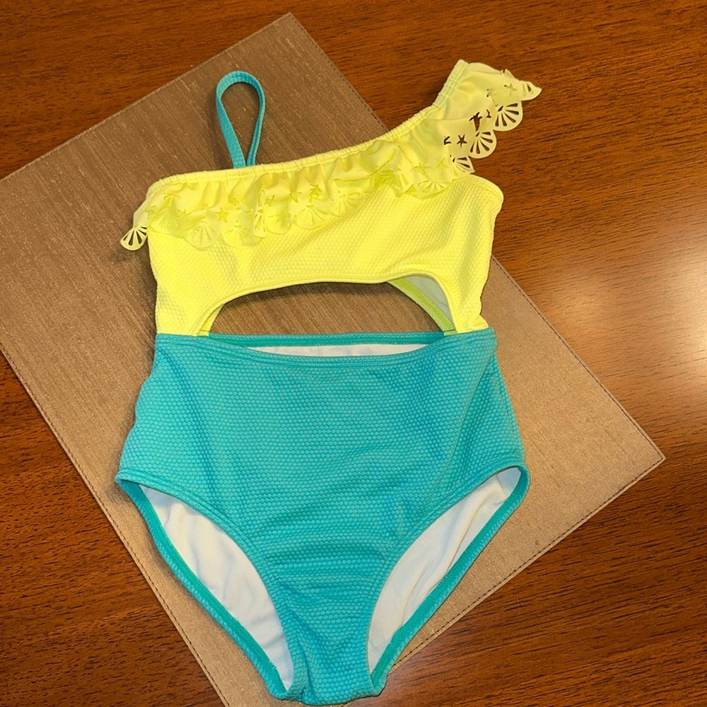 Cat & jack one piece girl bathing suit